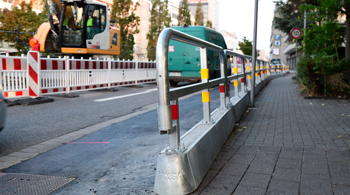 Road Fence T1 – Mobiles Schutzsystem für Fußgänger